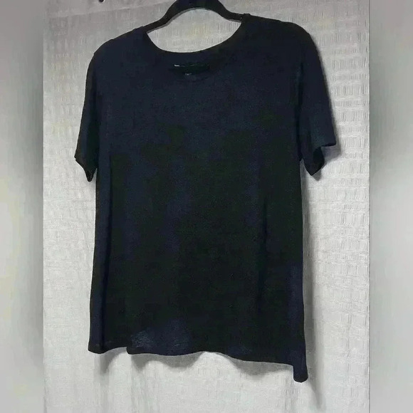 Banana Republic Linen blend short-sleeved shirt. Ladies size M - Picture 2 of 8